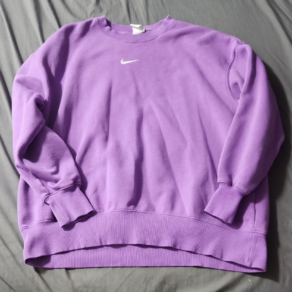 Nike Purple Sweatshirt